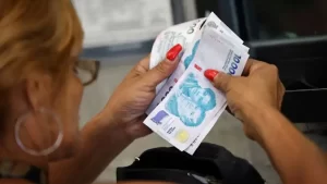 Aguinaldo en Córdoba: ya hay fecha de pago para estatales y jubilados provinciales