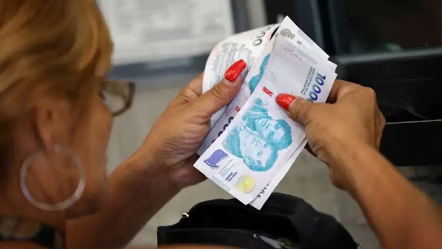 Oficializan el bono para jubilados y pensionados.