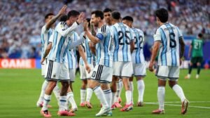 El fenómeno de los botines rosas: la estrategia oculta que domina el Mundial 2026