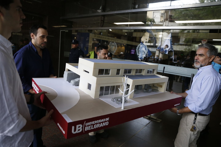 La maqueta de la casa donde murió Maradona que se utiliza en el juicio. 