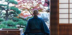 La enseñanza zen de Shunryu Suzuki para observar el mundo con otros ojos: «En la mente del principiante hay muchas posibilidades; en la del experto, pocas»