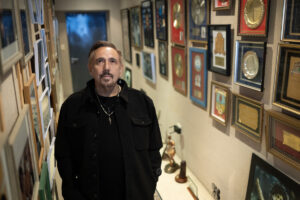 La vuelta de Alejandro Lerner a sus orígenes, a los pubs y a su esencia más rockera: «No tengo nada que demostrar»